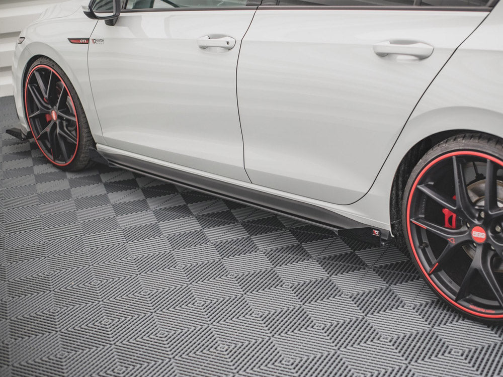 Street PRO Side Skirts Diffusers + Flaps VW Golf 8 GTI / GTI Clubsport / R-line