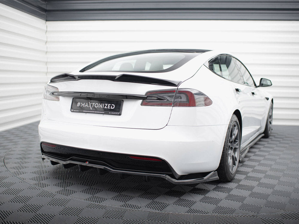 Central Rear Splitter (Vertical Bars) V.1 Tesla Model S Plaid Mk1 Facelift