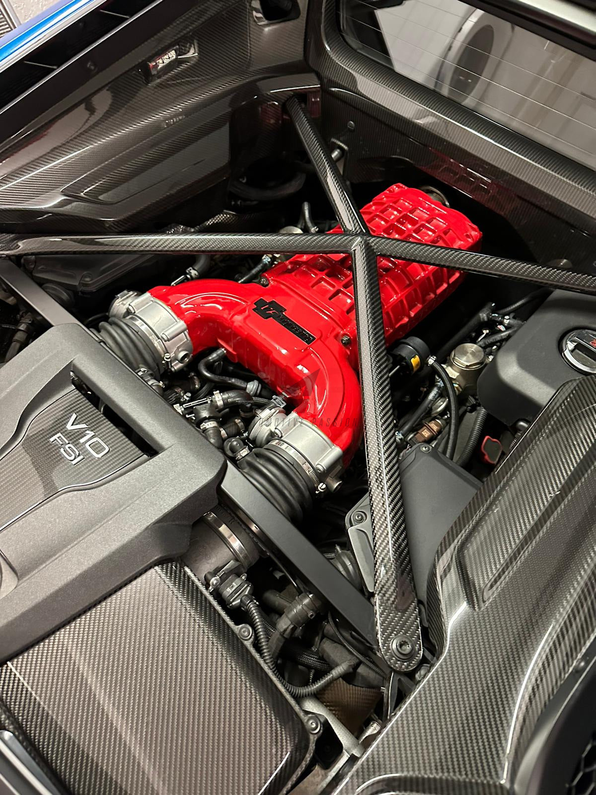 Audi/Lamborghini V10 Carbon Engine Brace