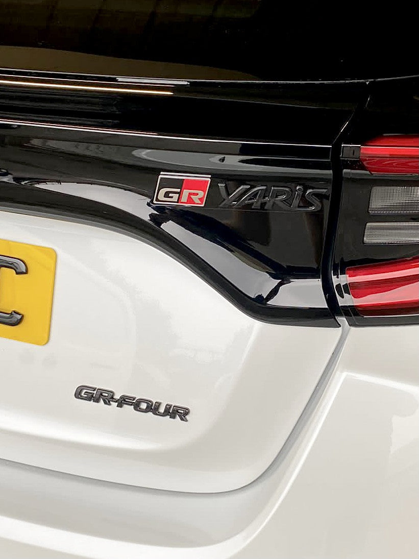 Yaris GR Rear Badge Set Gloss Black