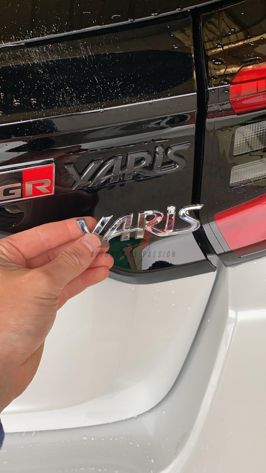 Yaris GR Rear Badge Set Gloss Black