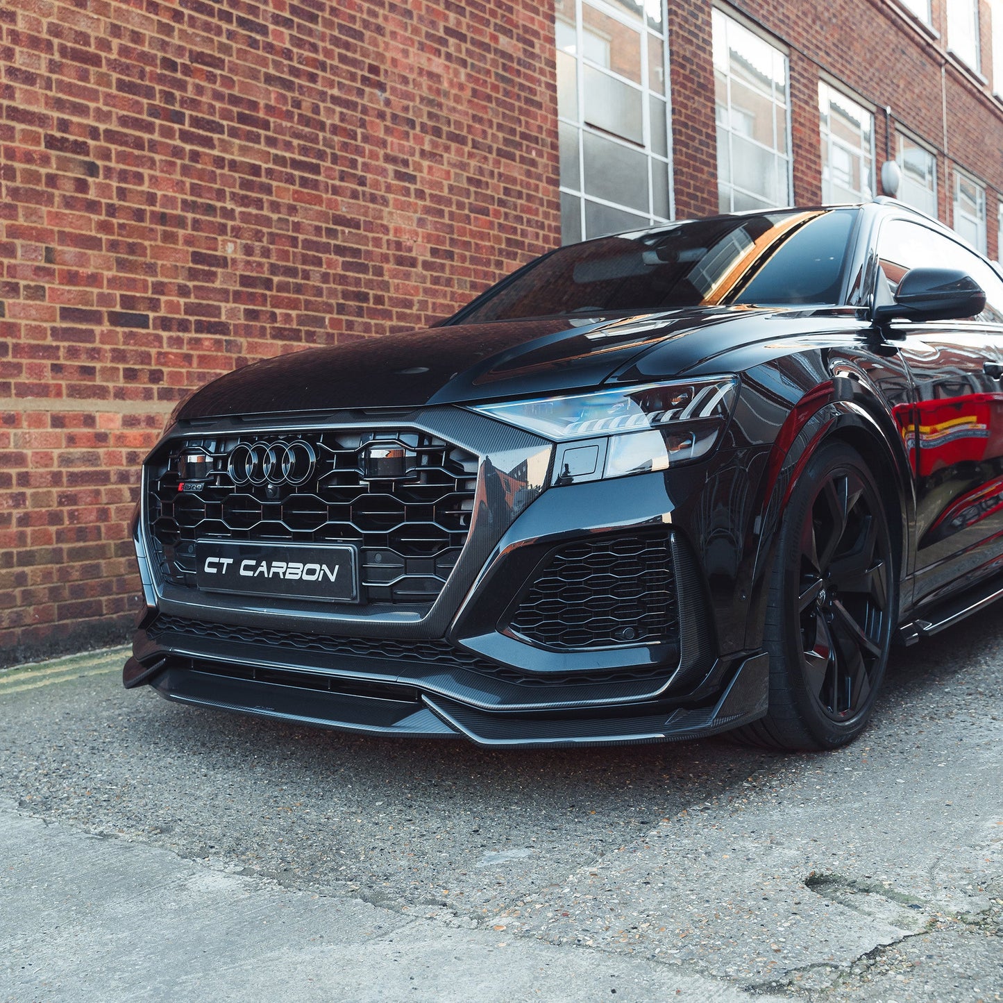 AUDI RSQ8 CT DESIGN CARBON FIBRE FRONT SPLITTER