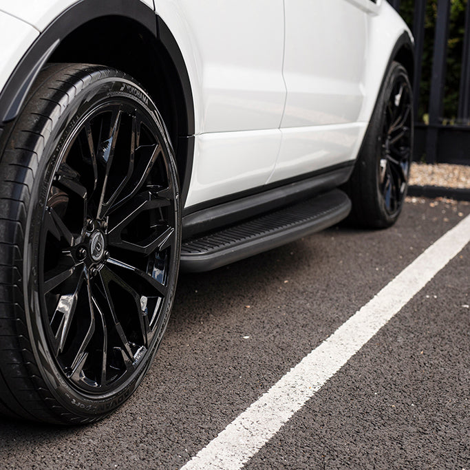 Urban Automotive - Black Shadow Side Steps - Range Rover Evoque