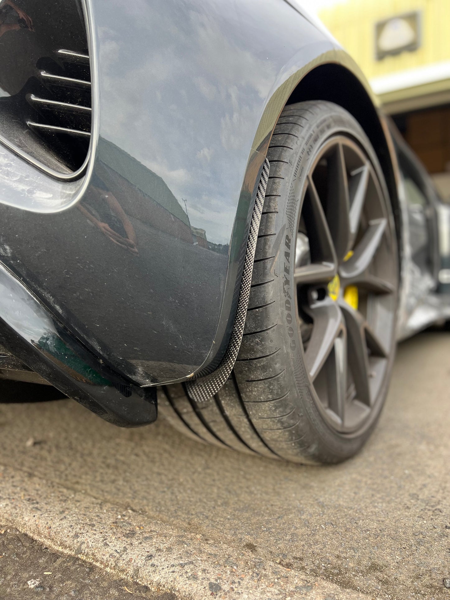 LOTUS EMIRA ARCH GUARDS/MUDFLAPS