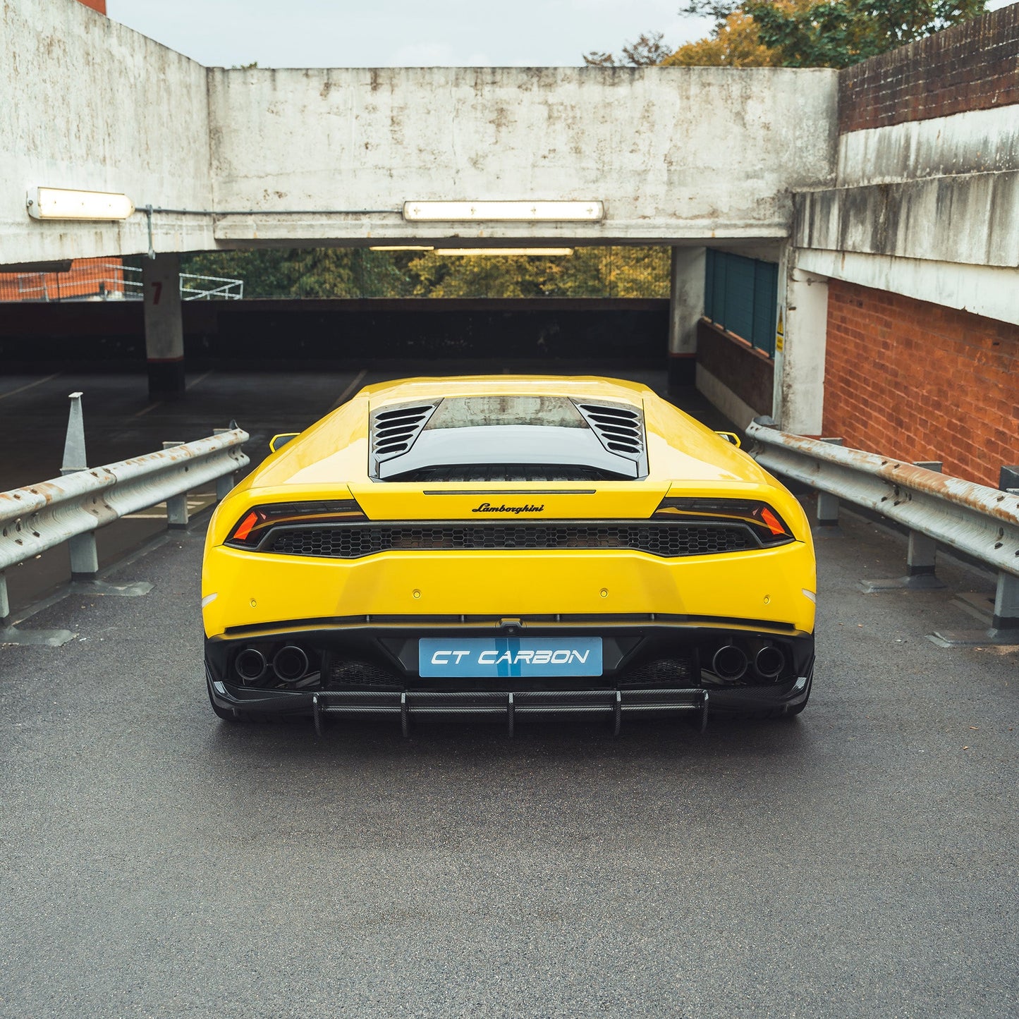 LAMBORGHINI HURACAN LP-610 CARBON FIBRE DIFFUSER - CT DESIGN