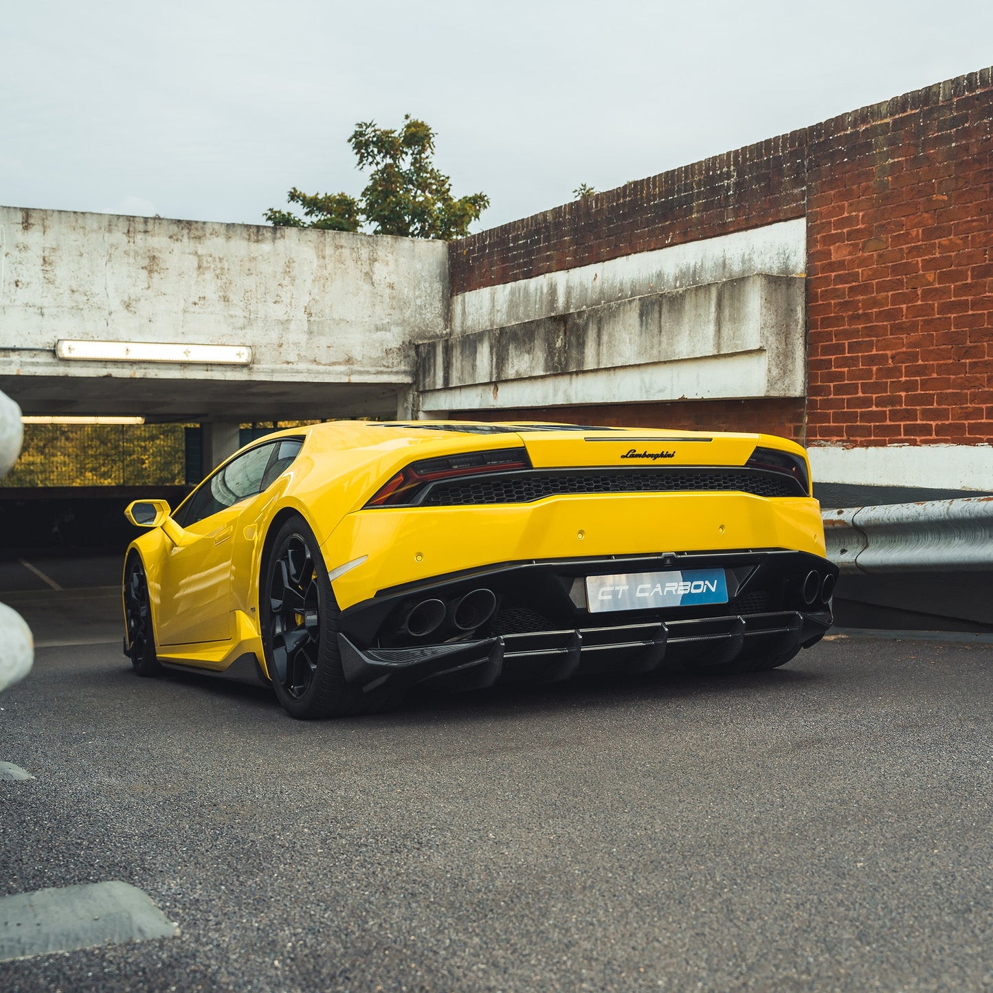 LAMBORGHINI HURACAN LP-610 CARBON FIBRE DIFFUSER - CT DESIGN