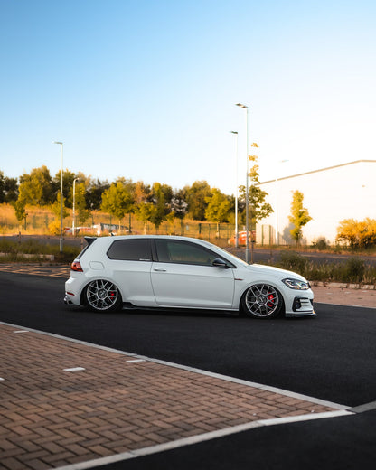 VW Golf R & Golf GTI MK7 / MK7.5 EVO-1 Gloss Black Side Skirts by ZAERO (2014-2020)