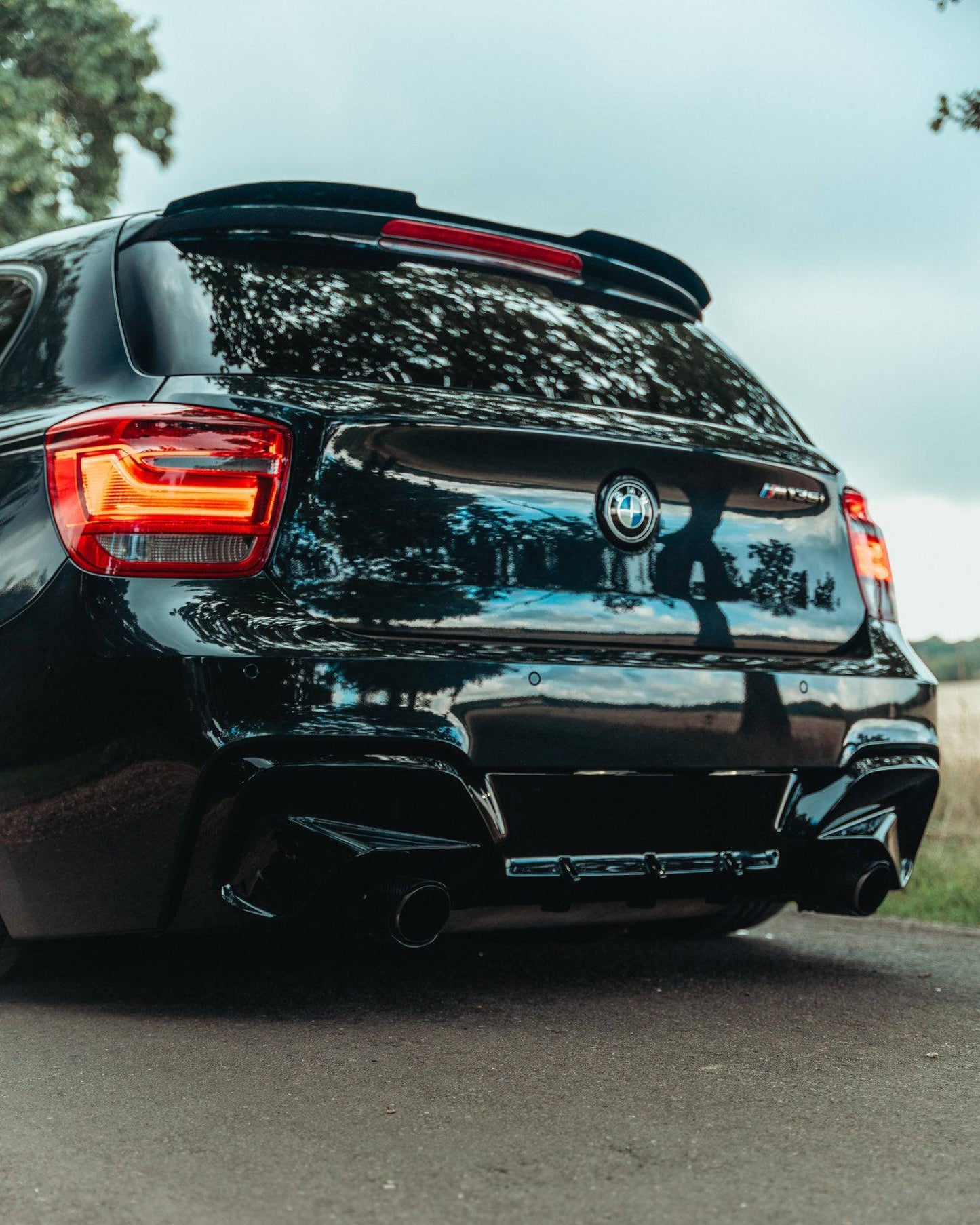 BMW 1 Series & M135i F20 Pre-LCI EVO-1 Gloss Black Rear Diffuser by ZAERO (2011-2015, F20 F21)