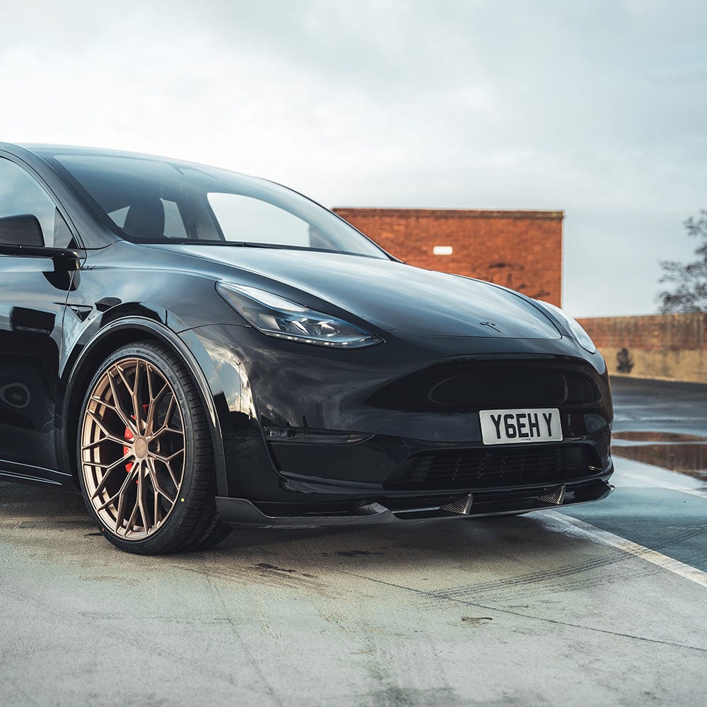 TESLA MODEL Y CARBON FIBRE WHEEL ARCH TRIM