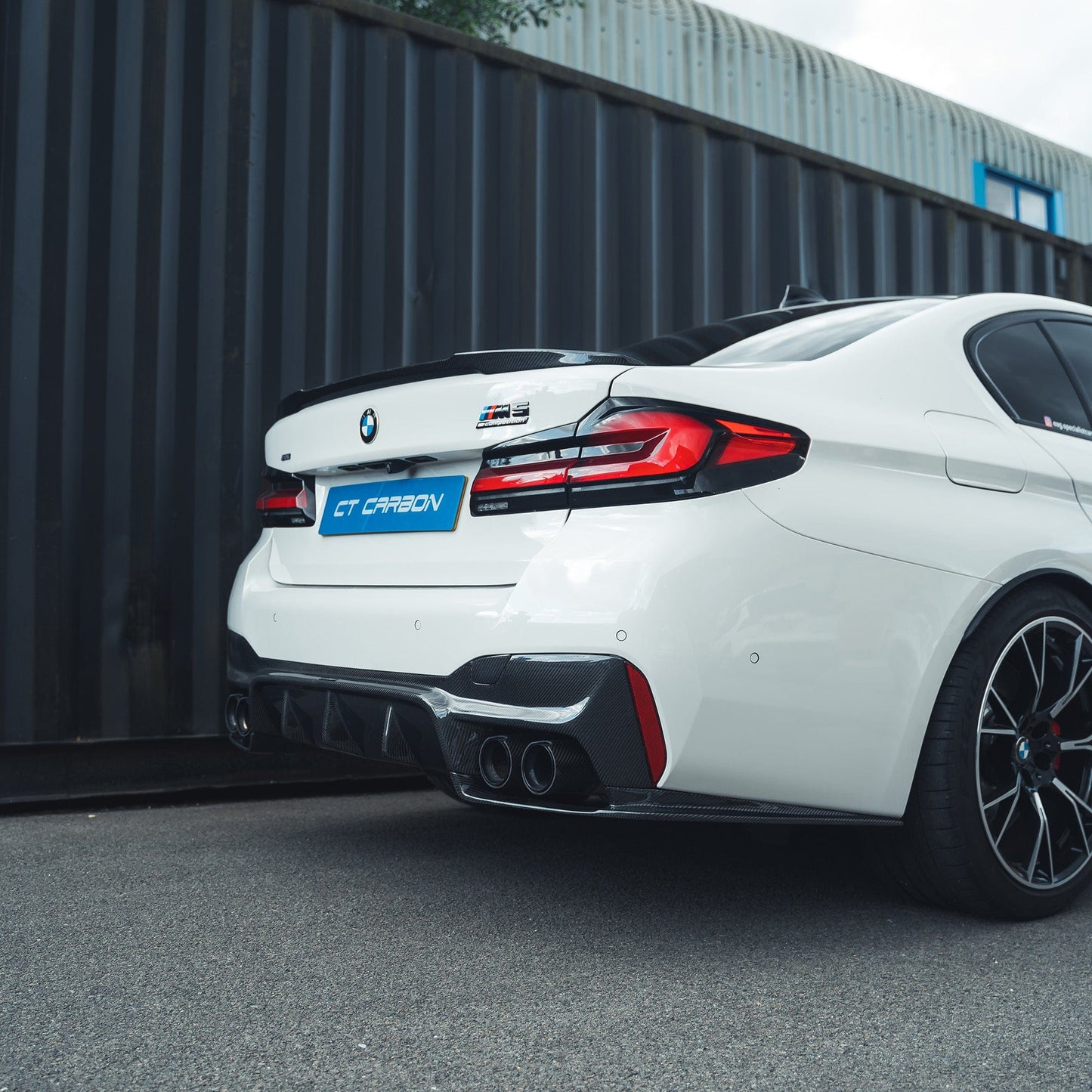 BMW F90 M5 CARBON FIBRE DIFFUSER - 3D STYLE