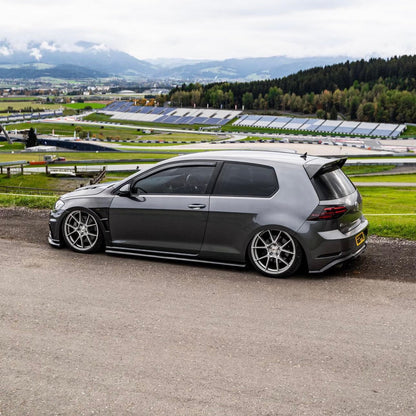 VW Golf Mk7 & Mk7.5 Carbon Fibre Front Fenders (2013-2020)