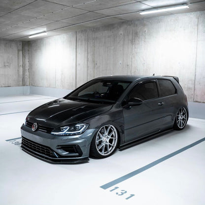 VW Golf Mk7 & Mk7.5 Carbon Fibre Front Fenders (2013-2020)